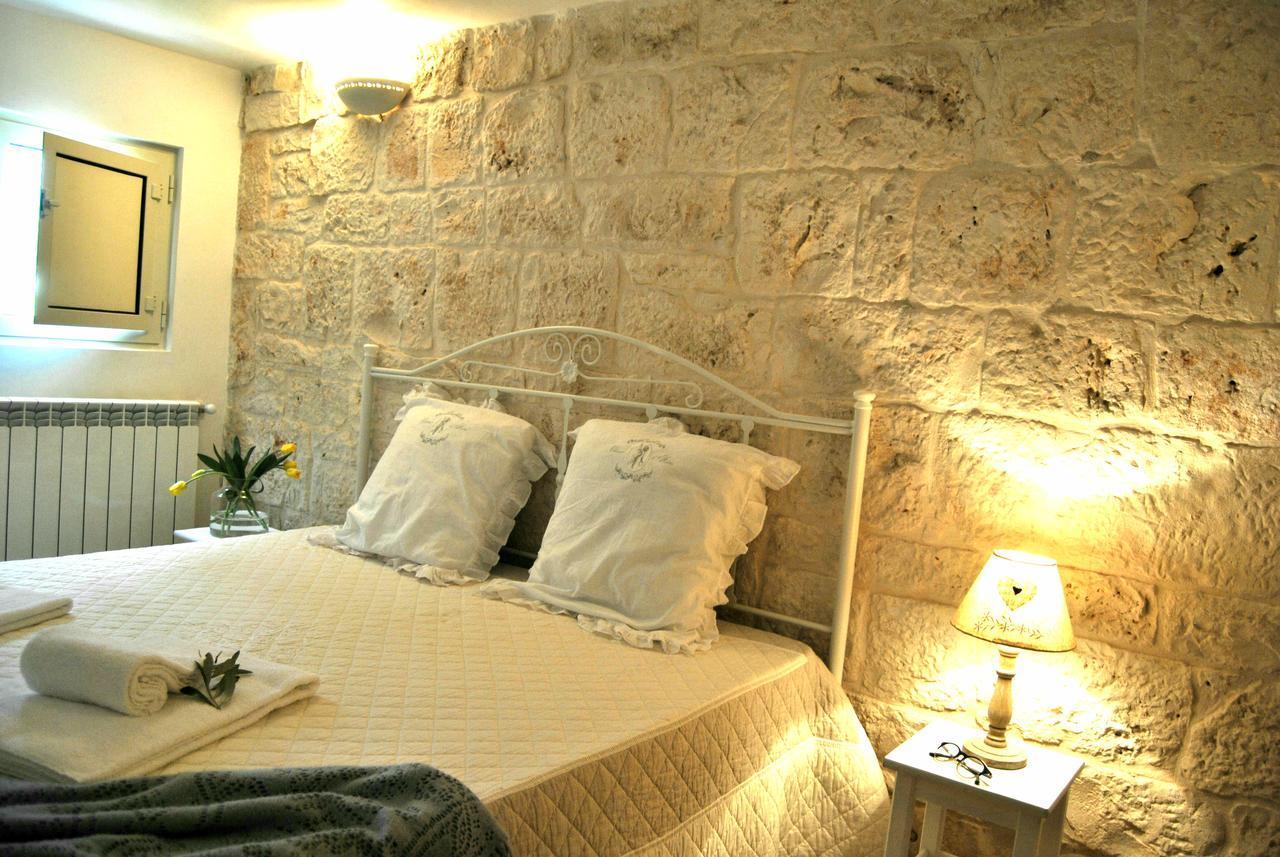 알베르벨로 Trulli Sciummo Relais B&B 외부 사진